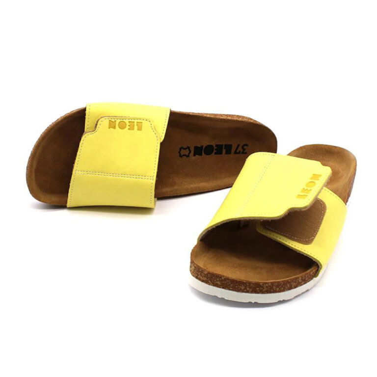 Шльопанці жіночі Leon 4022 жовті