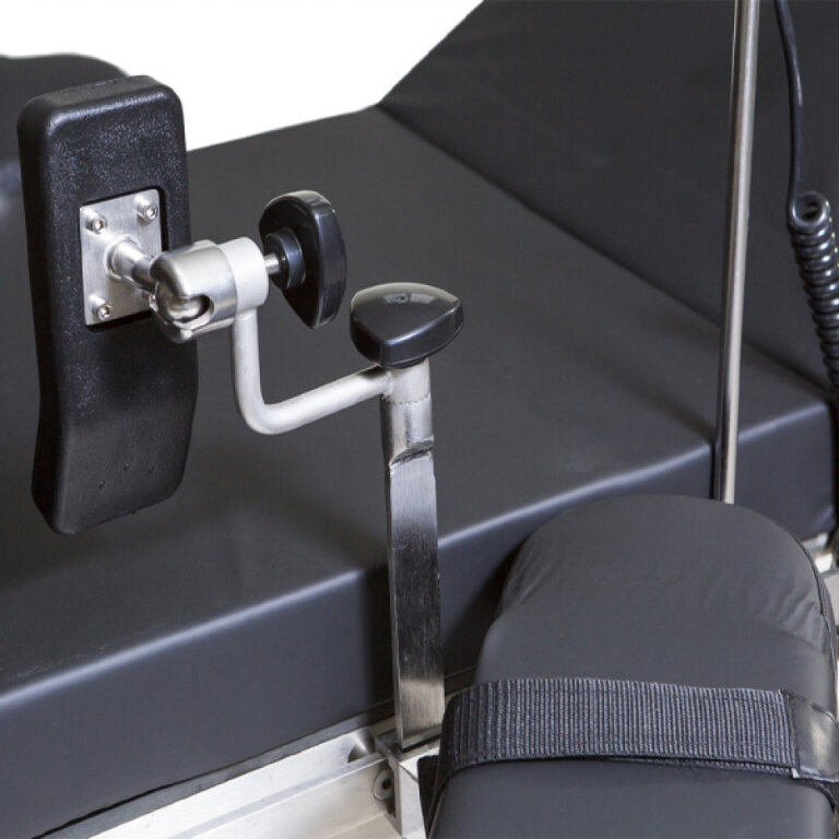 Стіл операційний ЕТ300C (Normal) з набором рентген-прозорих панелей