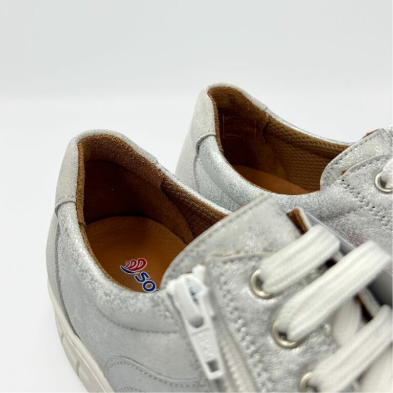 Анатомические женские кроссовки Softmode 2509 кожаная, серебро