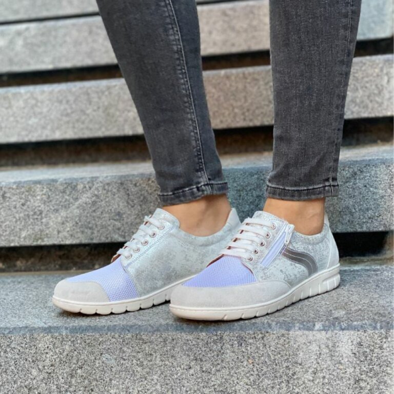 Анатомические женские кроссовки Softmode 2509 кожаная, серебро