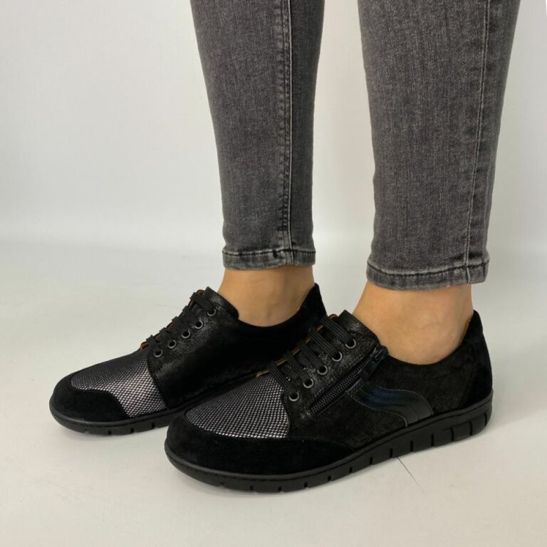 Анатомические женские кроссовки Softmode 2509 кожаные, черные