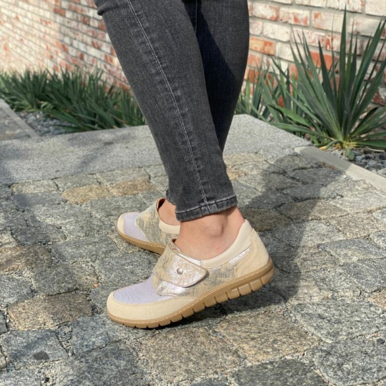 Анатомические женские кроссовки Softmode 2505 золото