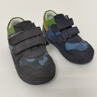 УЦІНКА! Кросівки для хлопчиків Ozpinarci OSC-101 темно-сині (один з пари втратив колір) розмір 22