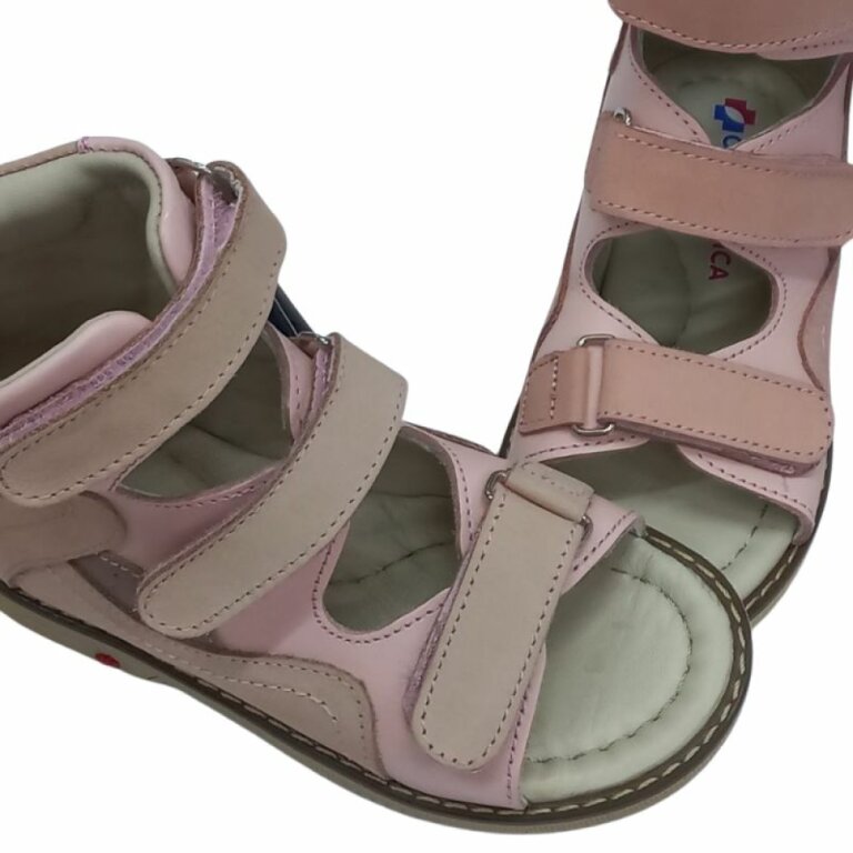 УЦІНКА! Анатомічні босоніжки дитячі Ortomedica 2801 пудрові (один з пари втратив колір) розмір 26