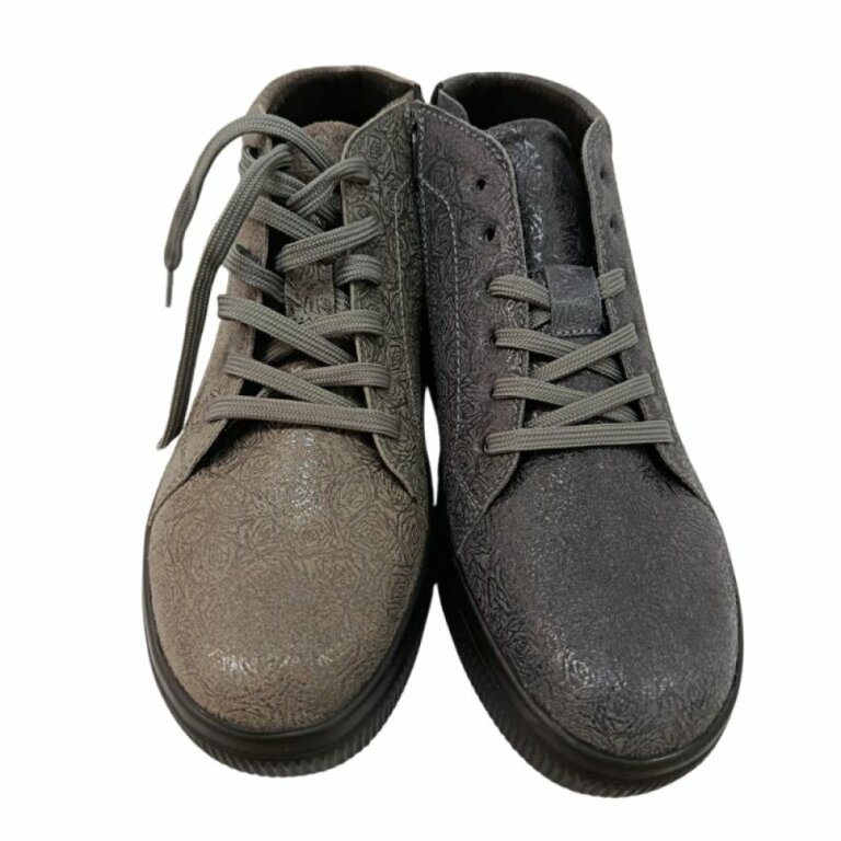 УЦІНКА! Жіночі ботильйони BERKEMANN Celica, арт. 05002-Silver (один з пари втратив колір) розмір 38