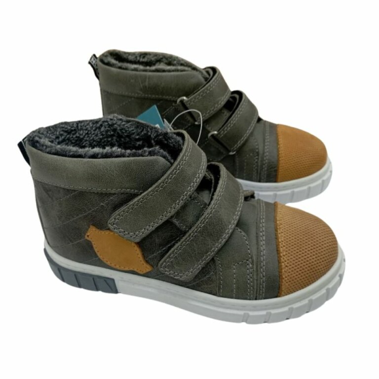 УЦІНКА! Дитячі Анатомічні кросівки зимові Ortomedica D2-01 (один з пари втратив колір) розмір 28