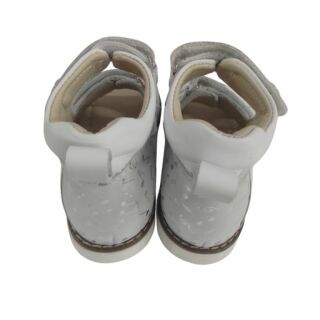 УЦІНКА! Дитячі Анатомічні босоніжки Ortomedica 2806-01 білі ноти (жовті плями) розмір 22