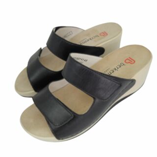 УЦІНКА! Жіночі Анатомічні сандалі із задником Berkemann ADINA, арт. 01221-black  (один з пари втратив колір) розмір 5 (38)