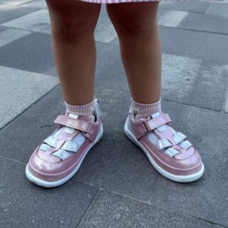 Сандалії анатомічні для дівчинки Ortomedica 5YC2-02 рожеві