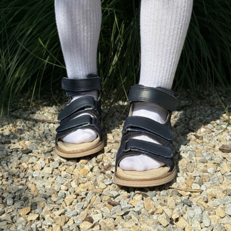 Дитячі босоніжки анатомічні Ortomedica 5YÖ23-05 фіксуючий задник, 3 липучки, темно-сині