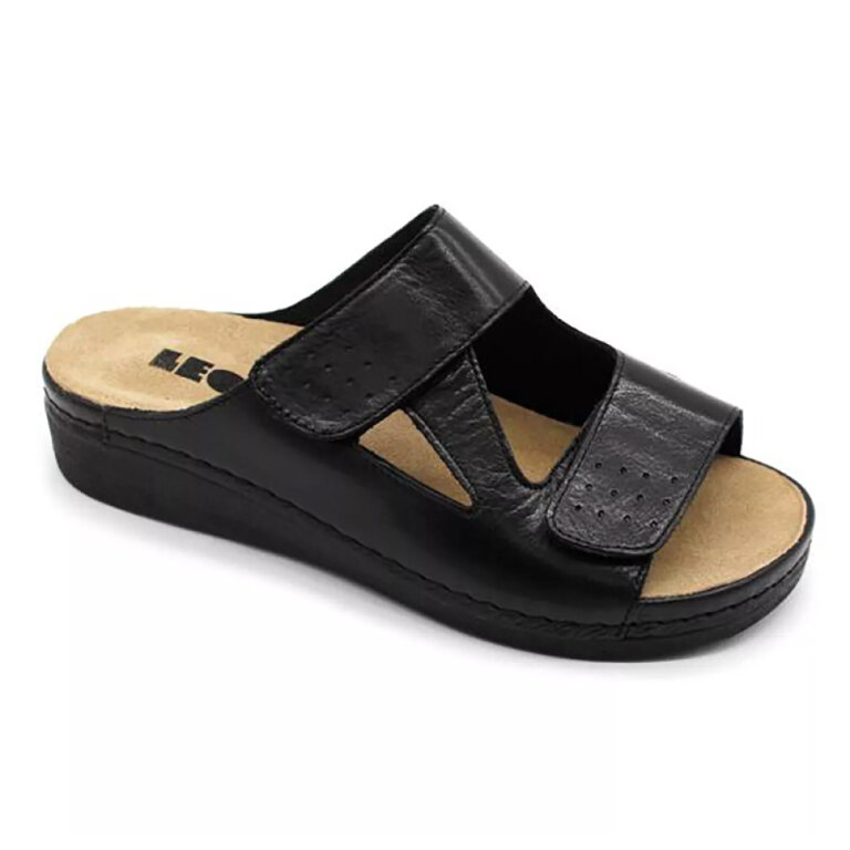Шльопанці жіночі Leon 5010 чорні