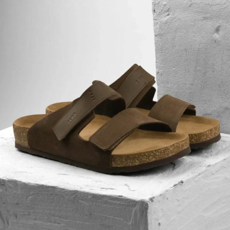 Шльопанці анатомічні чоловічі Leon 4704 коричневі