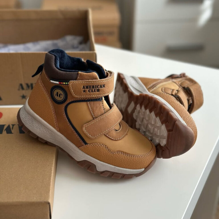 Демісезонні черевики American Club XD 167 коричневі