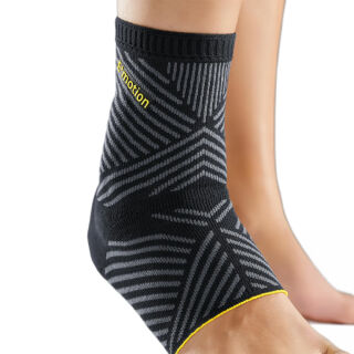 Бандаж голеностопный с силиконовыми вкладышами Levamed E+motion